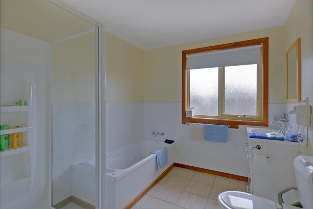 All Inn Strahan Holiday Units Dış mekan fotoğraf