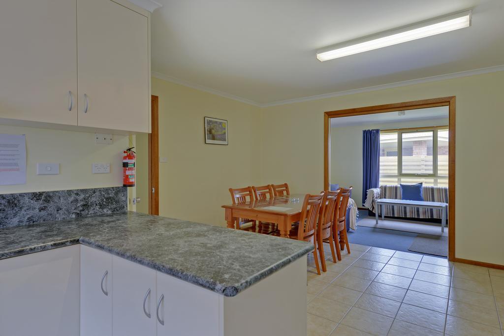 All Inn Strahan Holiday Units Dış mekan fotoğraf