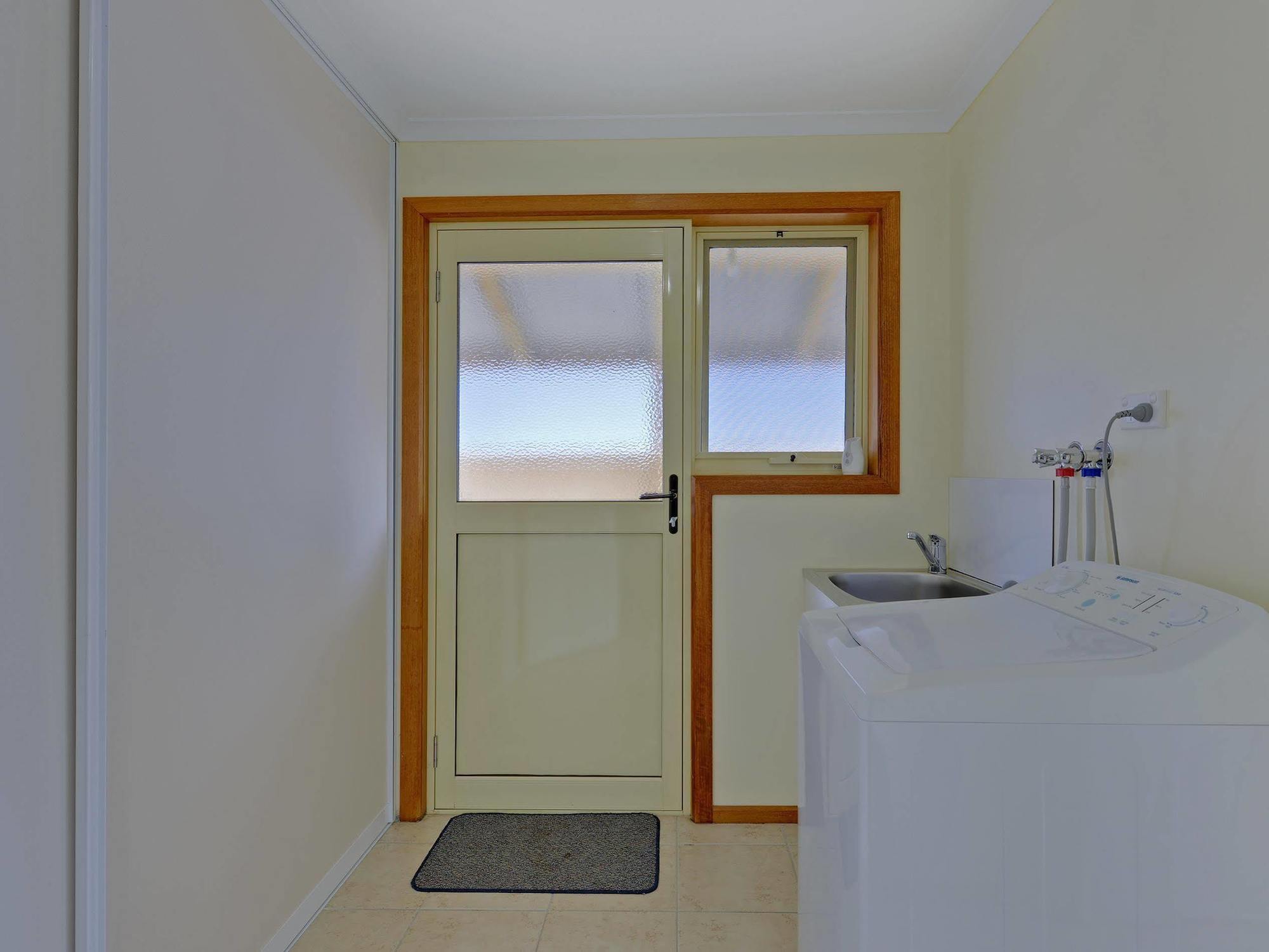 All Inn Strahan Holiday Units Dış mekan fotoğraf